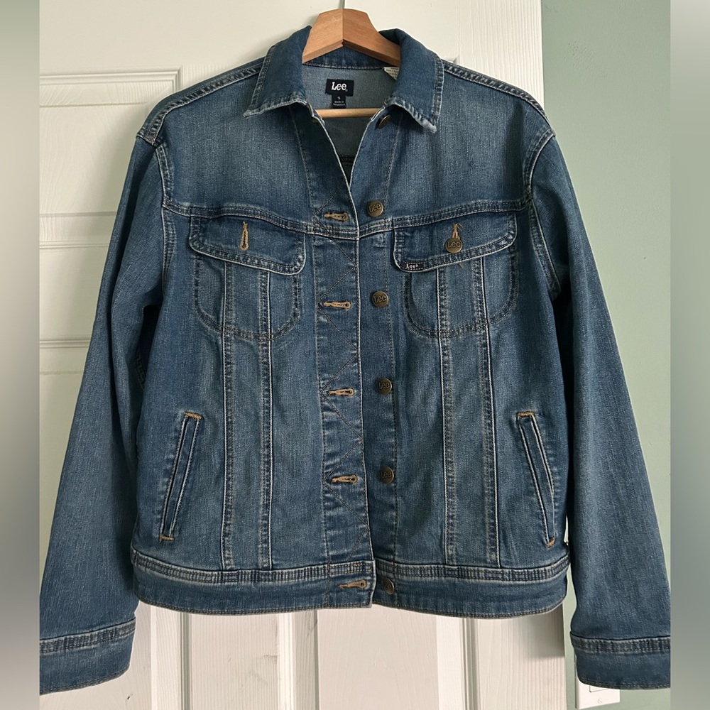 Lee Medium Wash Blue Denim Jacket